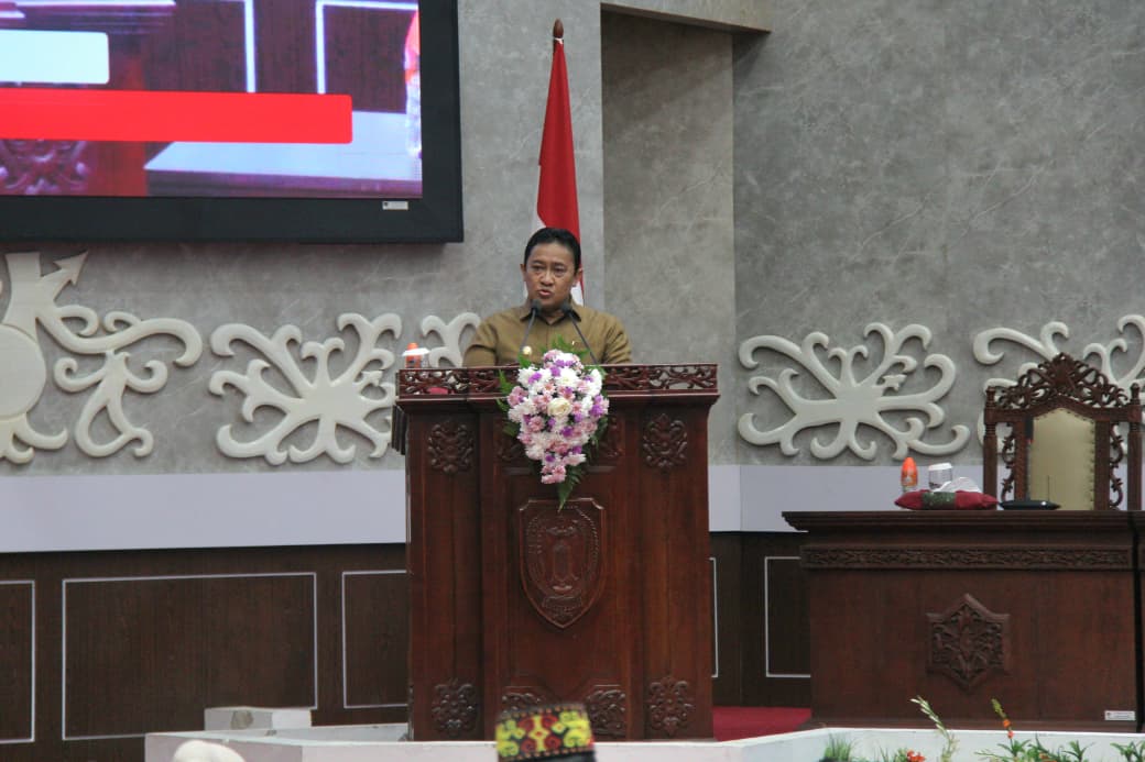 Rapat Paripurna Ke-3 DPRD Kalteng 2026 Dihadiri Wakil Gubernur Edy Pratowo