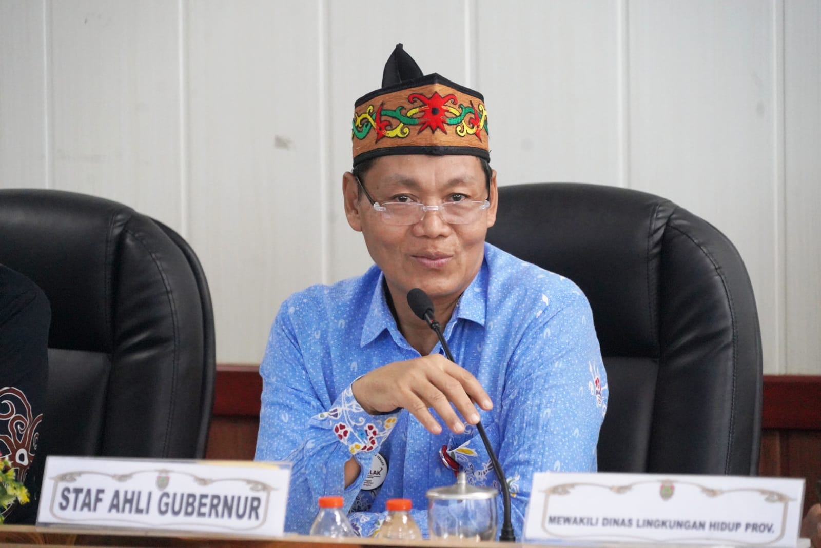 Plt. Asisten Perekonomian dan Pembangunan Kalteng Darliansjah Pimpin Rapat Sinkronisasi Penilaian BLUD
