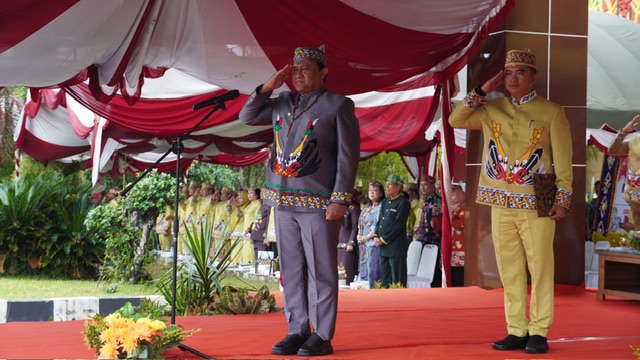 Wagub Kalteng Edy Pratowo Pimpin Upacara Peringatan Hari Jadi ke-22 Kabupaten Pulang Pisau