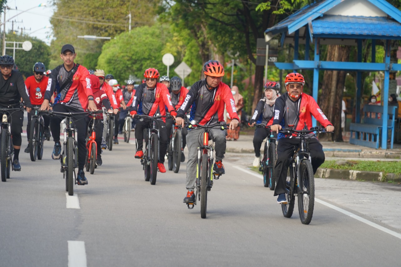 Pemprov. Kalteng Gelar Senam Bersama Dan Fun Bike KORPRI