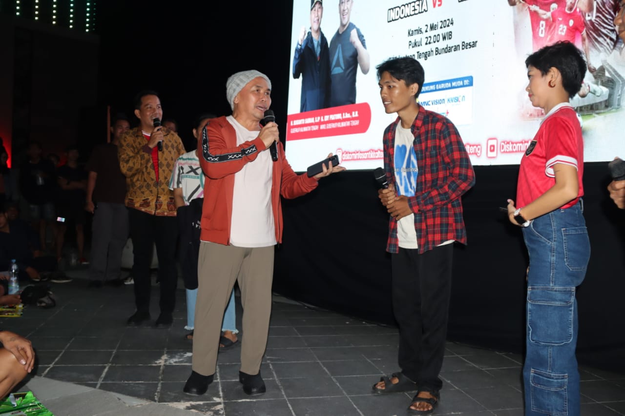 Gubernur Kalteng Sugianto Sabran Kembali Gelar Nobar Pertandingan Sepak Bola