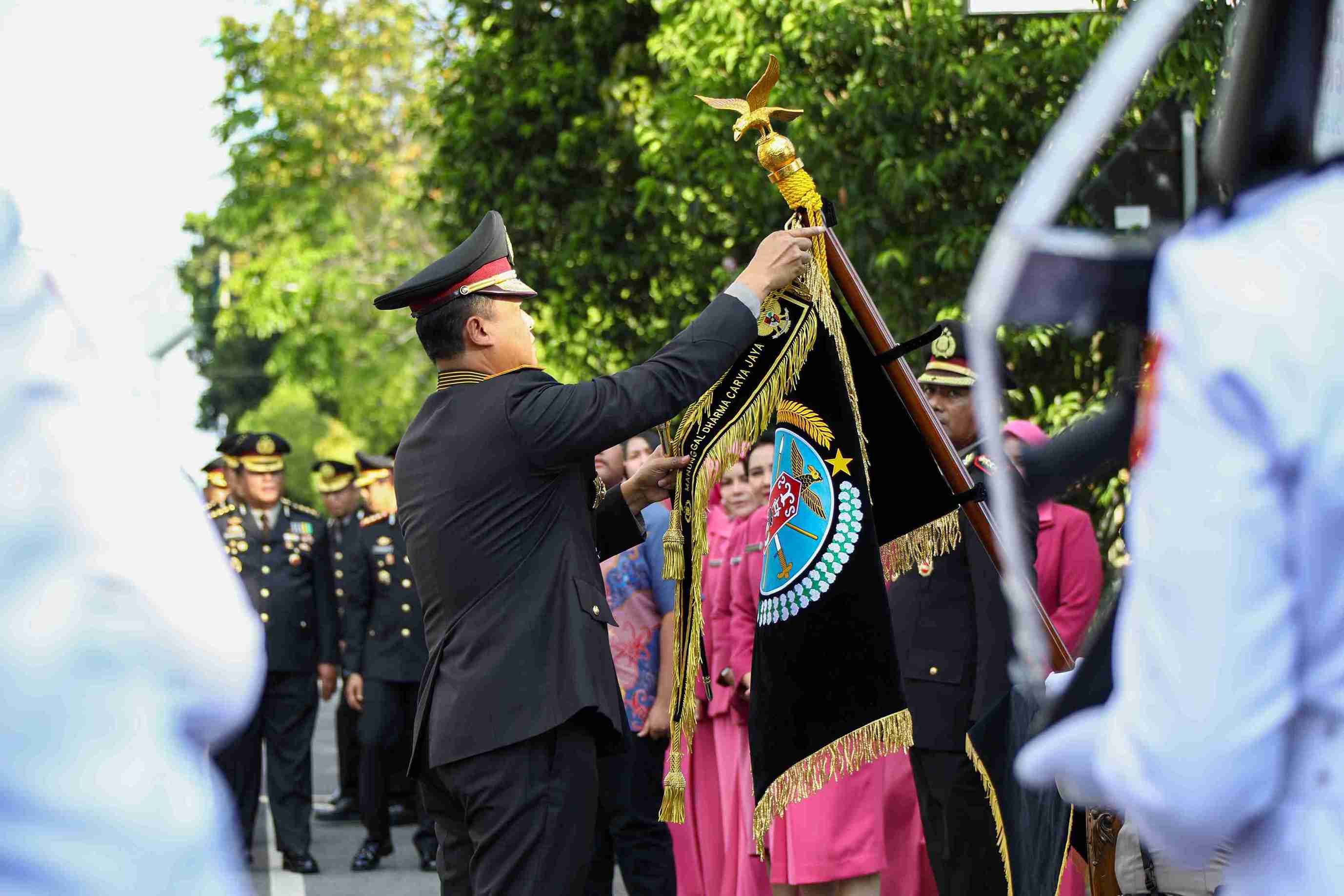 Gubernur Kalteng Agustiar Sabran Hadiri Syukuran Hari Bhayangkara Ke-80 dan Penyambutan Samkaryanugraha Nugraha Sakanti