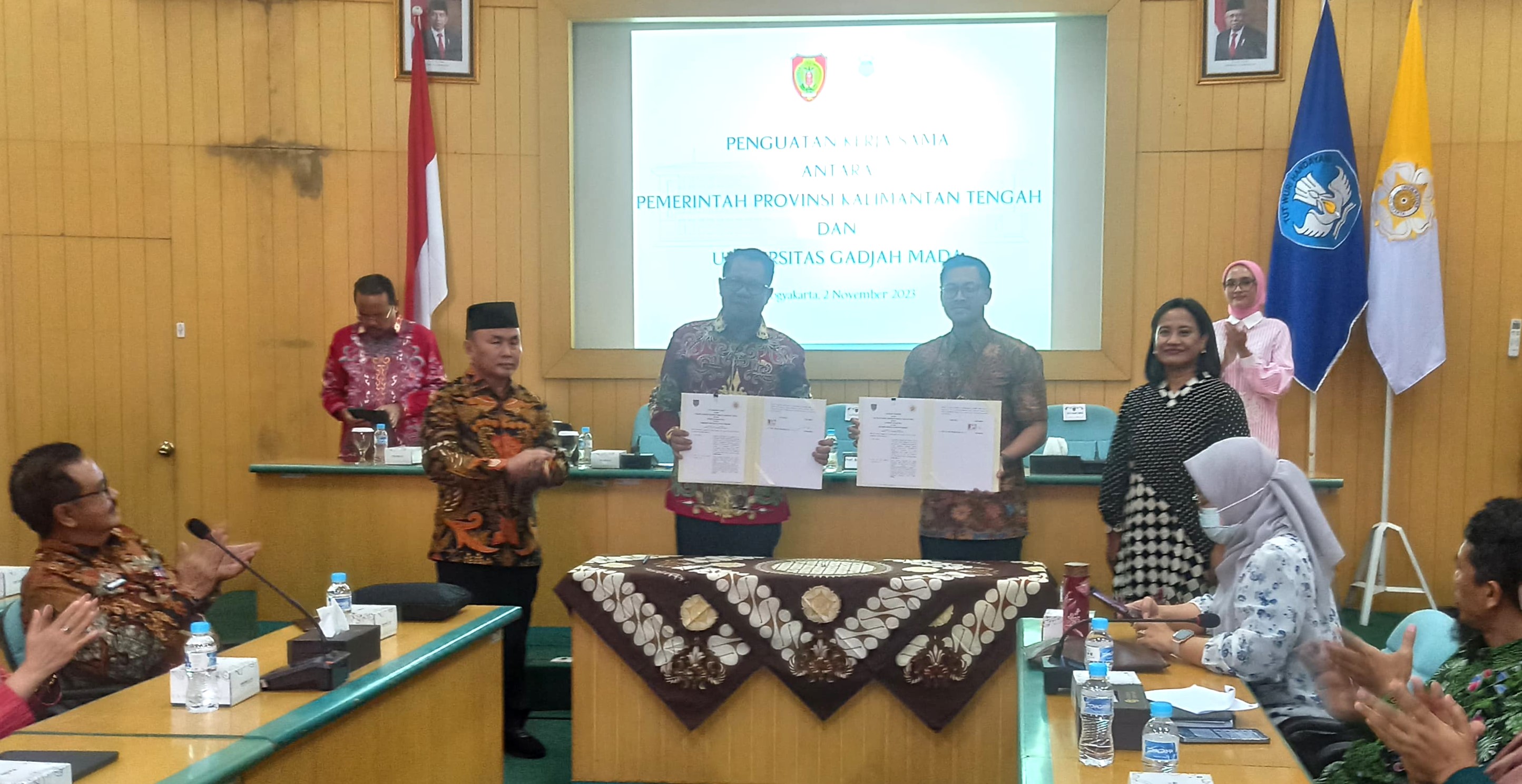 Kepala Dislutkan Prov. Kalteng Tandatangani PKS