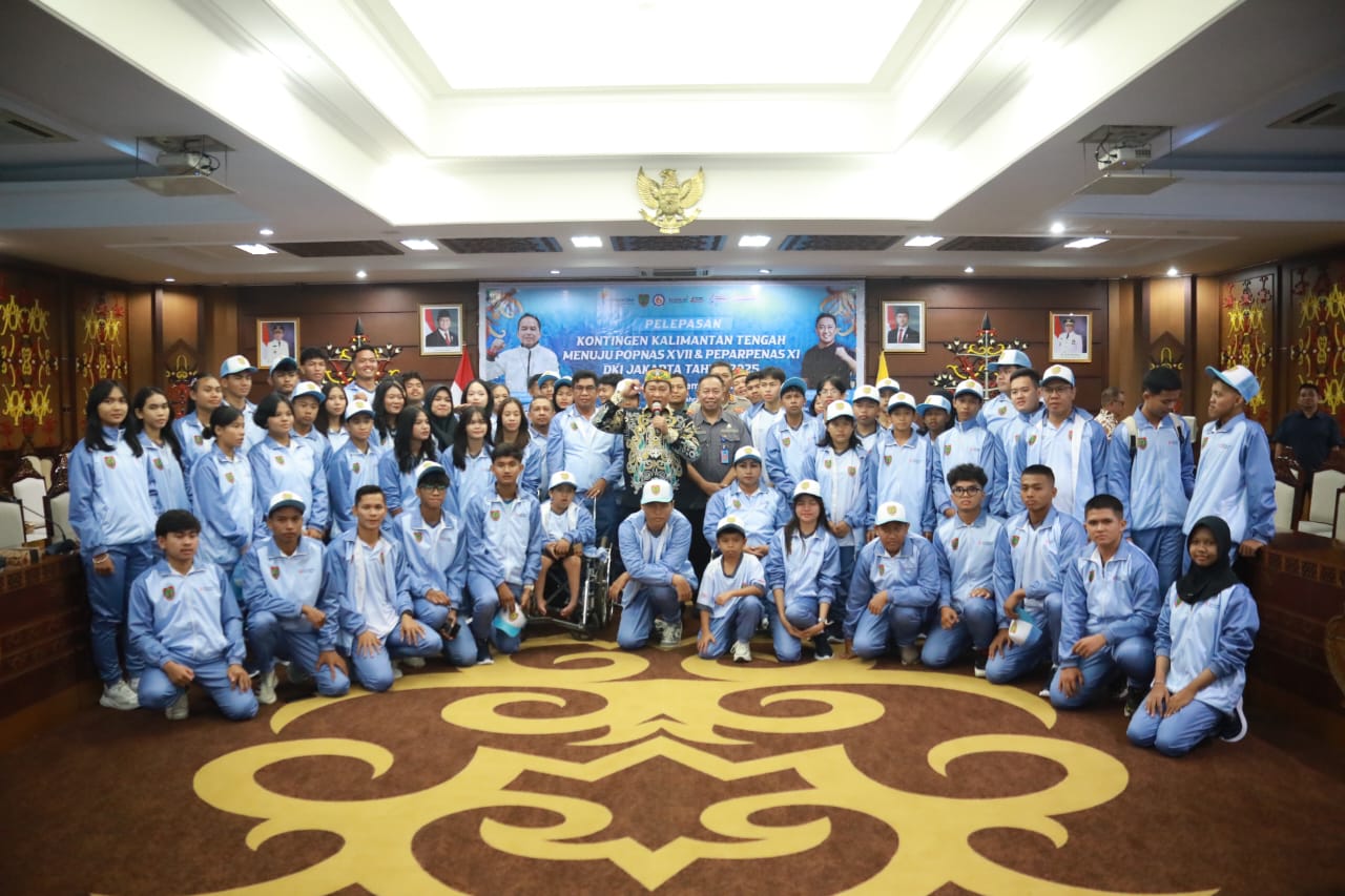 Wagub Kalteng Edy Pratowo Melepas Kontingen Prov. Kalteng Ikuti POPNAS XVII dan PEPARPENAS XI