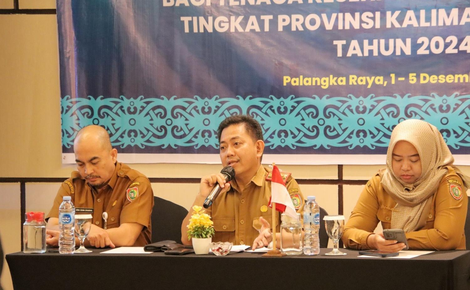 Dinkes Prov. Kalteng Gelar Pelatihan Komunikasi Puskesmas Pelayanan Prima Tenaga Kesehatan di Kabupaten/Kota