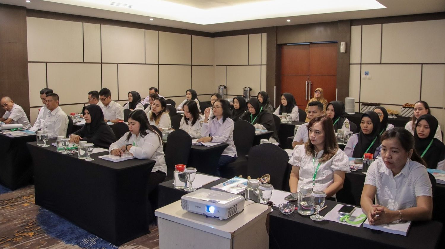 Dinkes Prov. Kalteng Gelar Pelatihan Komunikasi Puskesmas Pelayanan Prima Tenaga Kesehatan di Kabupaten/Kota