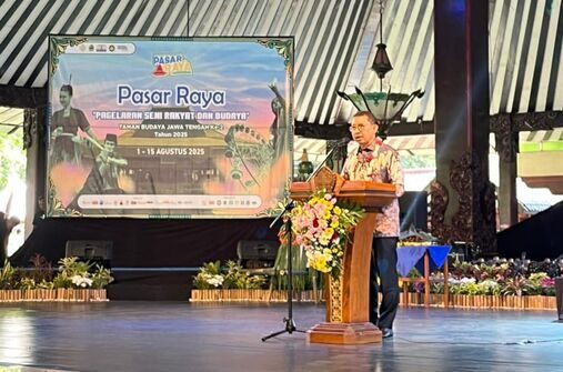 UPT. Taman Budaya Kalteng Bersama DAD Kalteng Berpartisipasi Dalam Pagelaran Seni Rakyat dan Budaya Taman Budaya Jawa Tengah