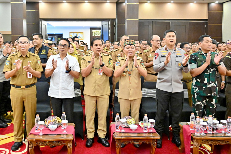 Pemprov Kalteng Gelar Rapat Kerja Camat sekaligus Pengukuhan Perkumpulan Forum Camat Seluruh Indonesia
