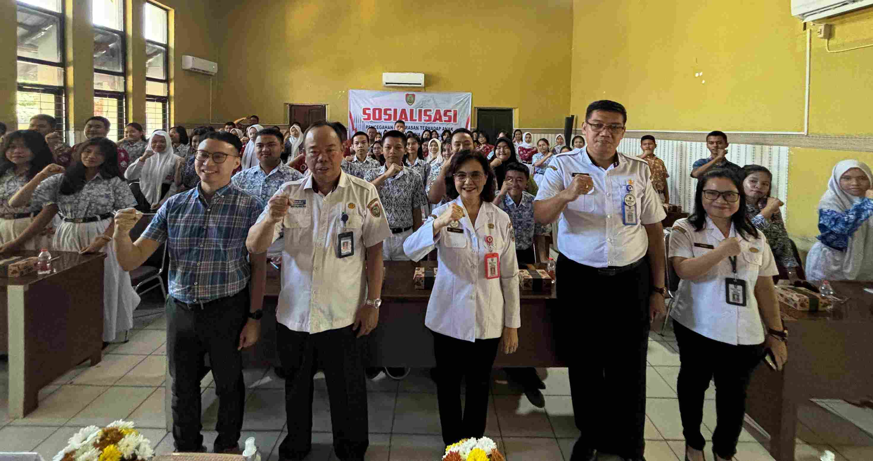 DP3APPKB Prov. Kalteng Gelar Sosialisasi Pencegahan Kekerasan Terhadap Anak dan Perkawinan Usia Anak di SMAN 1 Palangka Raya