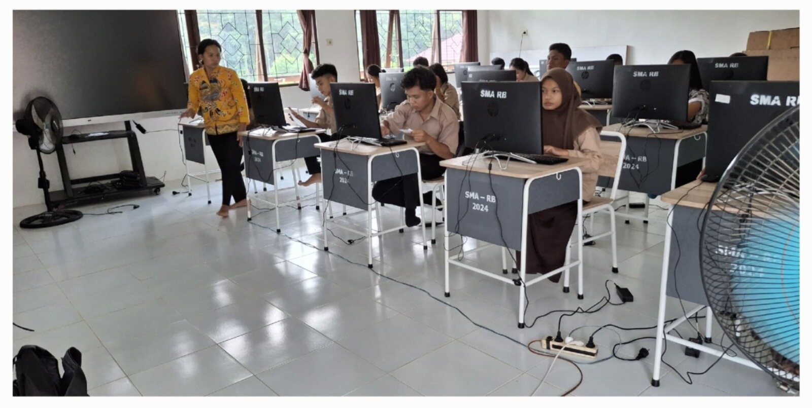 Gladi Asesmen Nasional Hari Kedua di SMAN 1 Rungan Barat Berjalan Lancar