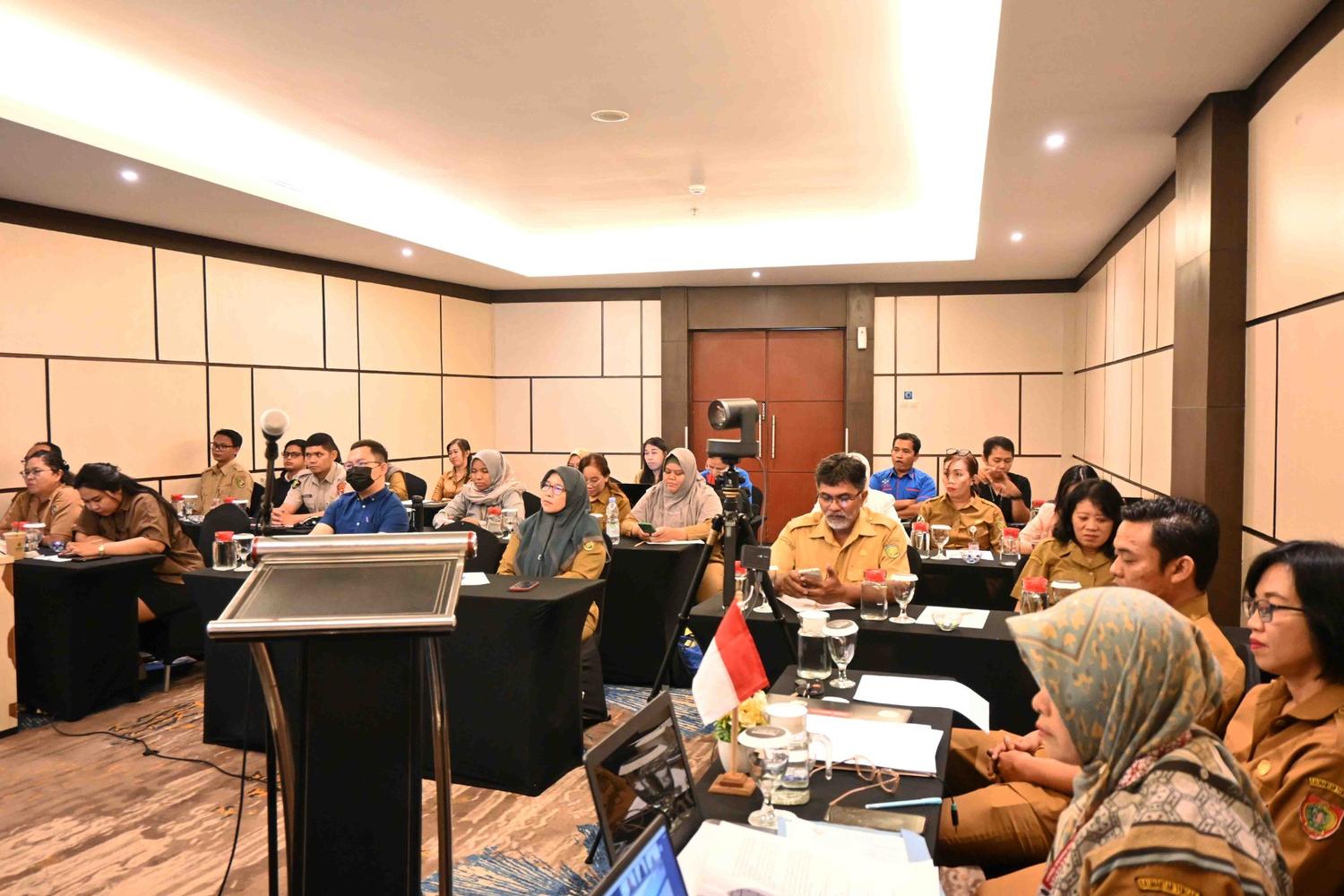 Dinkes Prov. Kalteng Gelar Workshop Peningkatan Kesehatan Kerja