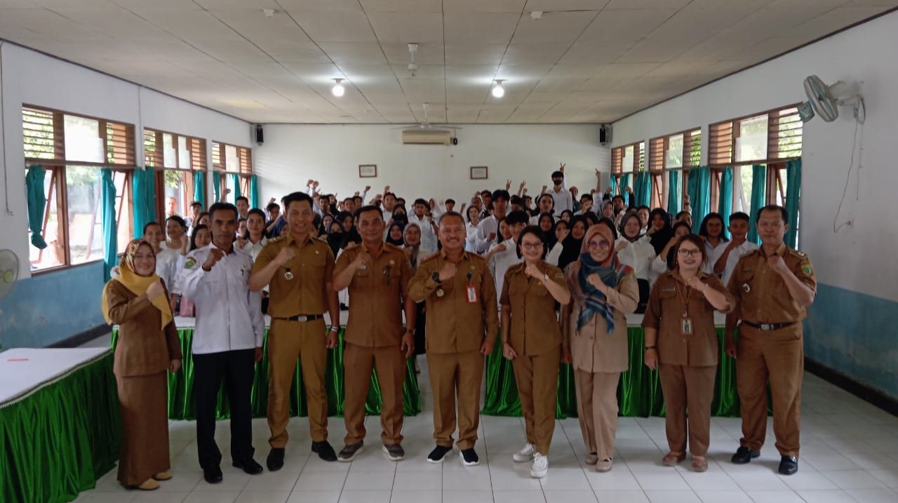 Kepala Disnakertrans Farid Wajdi Buka Pelatihan Berbasis Kompetensi