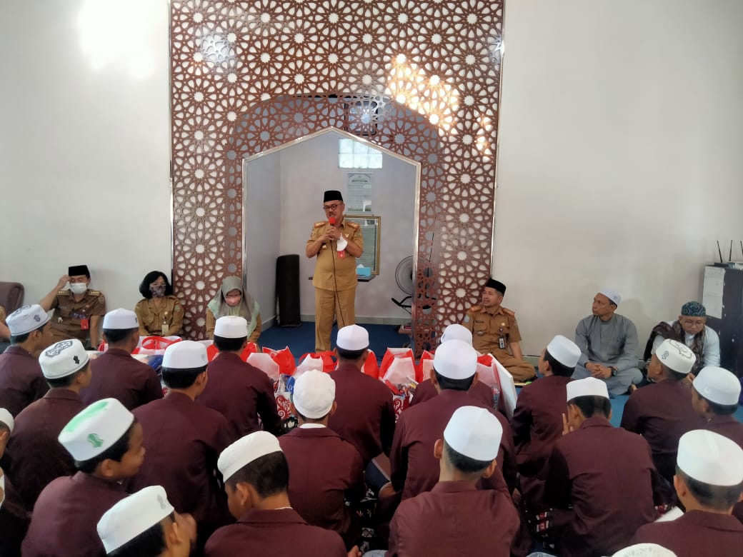 Pemprov Kalteng Lakukan Kegiatan Anjangsana Ke Panti Asuhan Budi Mulya
