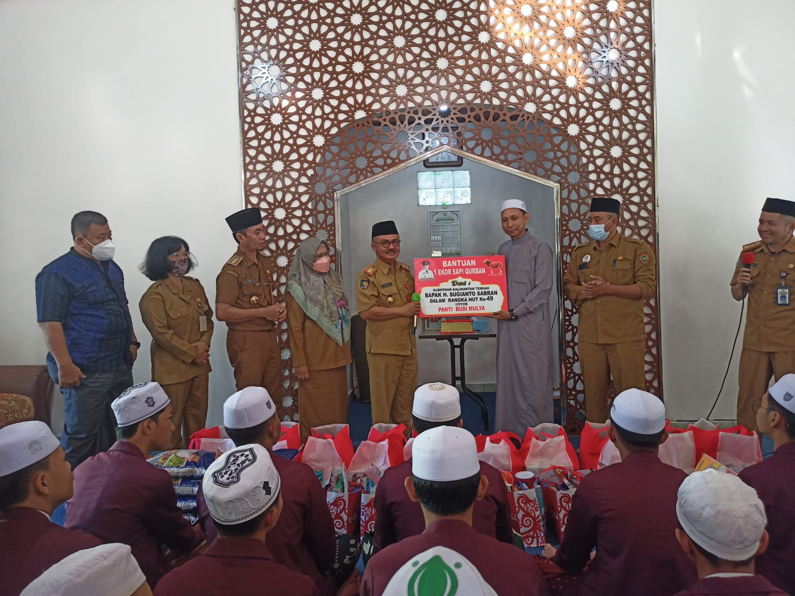 Pemprov Kalteng Lakukan Kegiatan Anjangsana Ke Panti Asuhan Budi Mulya