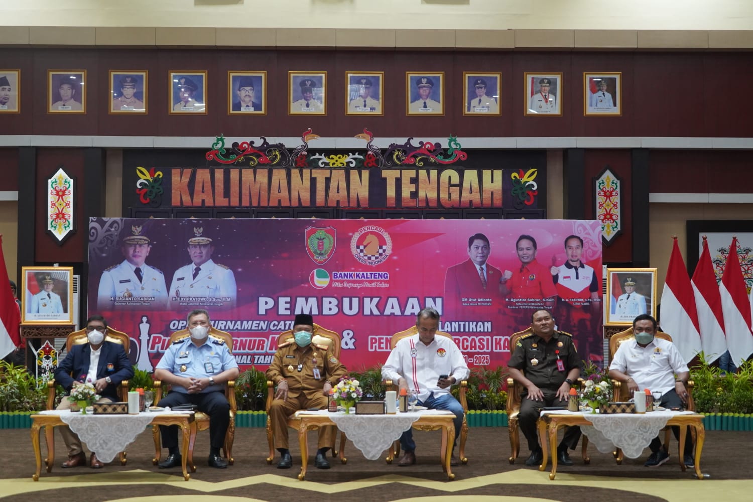 Sekda Kalteng Membuka Secara Resmi Open Turnamen Catur Piala Gubernur Kalteng Tingkat Nasional Tahun 2022