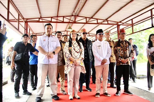 Gubernur Kalteng Agustiar Sabran Sambut Kedatangan Menteri Susanto Yandri Beserta Rombongan