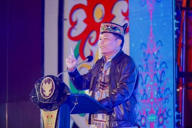 Gubernur Kalteng Agustiar Sabran Terima Penghargaan Bergengsi dari KNPI