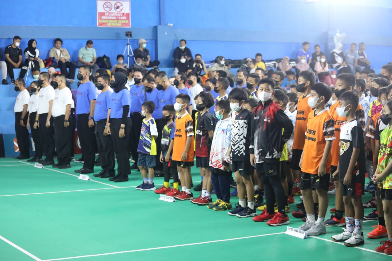 Wagub Kalteng Edy Pratowo Buka BNI Sirnas B Bulu Tangkis Palangka Raya Tahun 2022