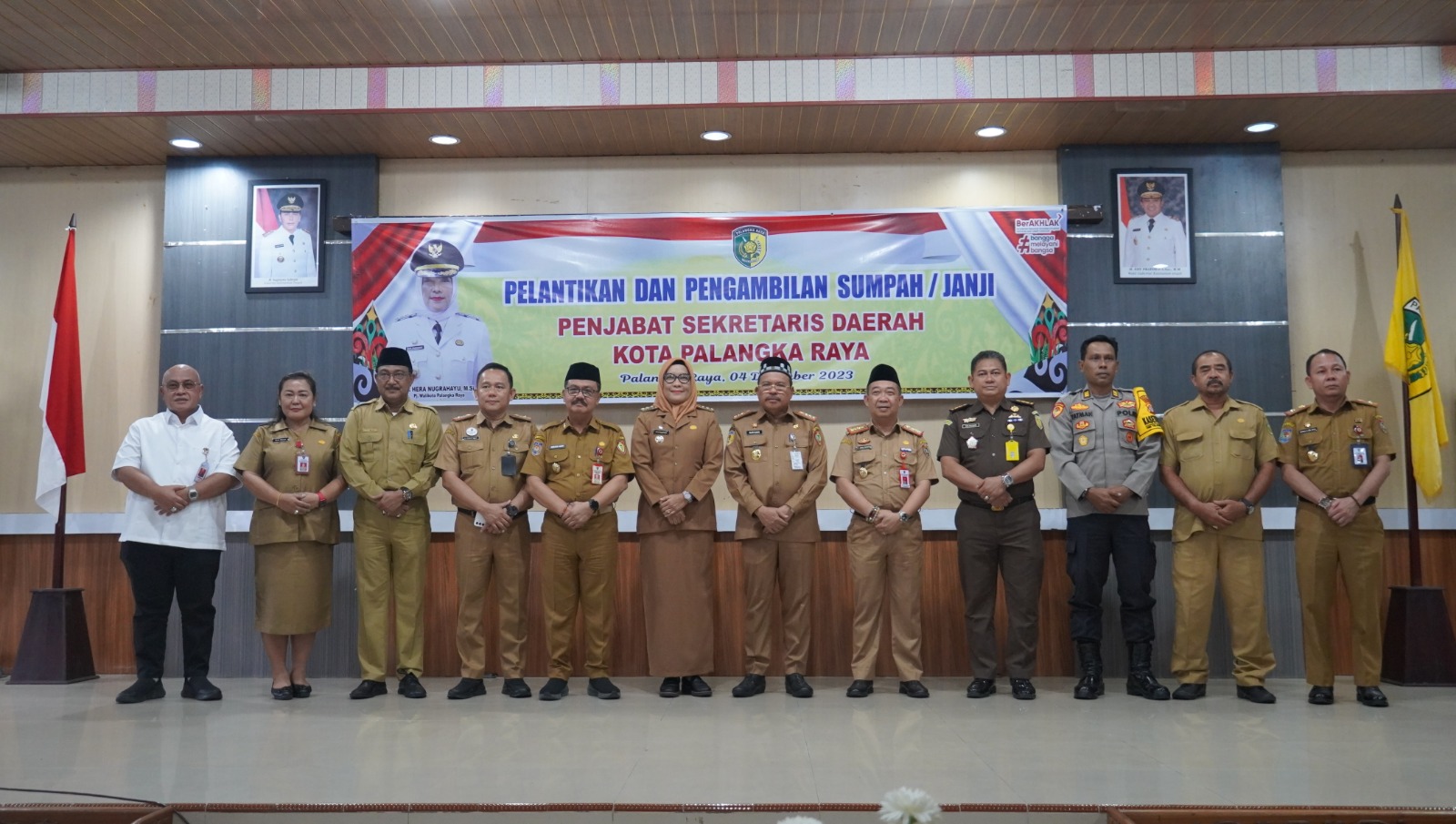 Sekda Nuryakin Hadiri Pelantikan dan Pengambilan Janji Jabatan Sekda Kota Palangka Raya