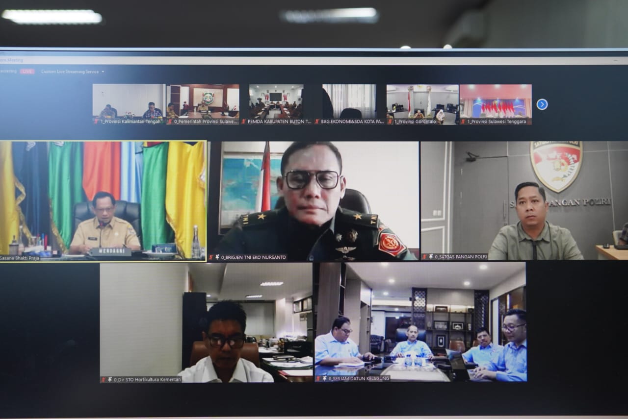 Sahli Yuas Elko Hadiri Secara Virtual Rakor Pengendalian Inflasi Tahun 2023 bersama Mendagri RI
