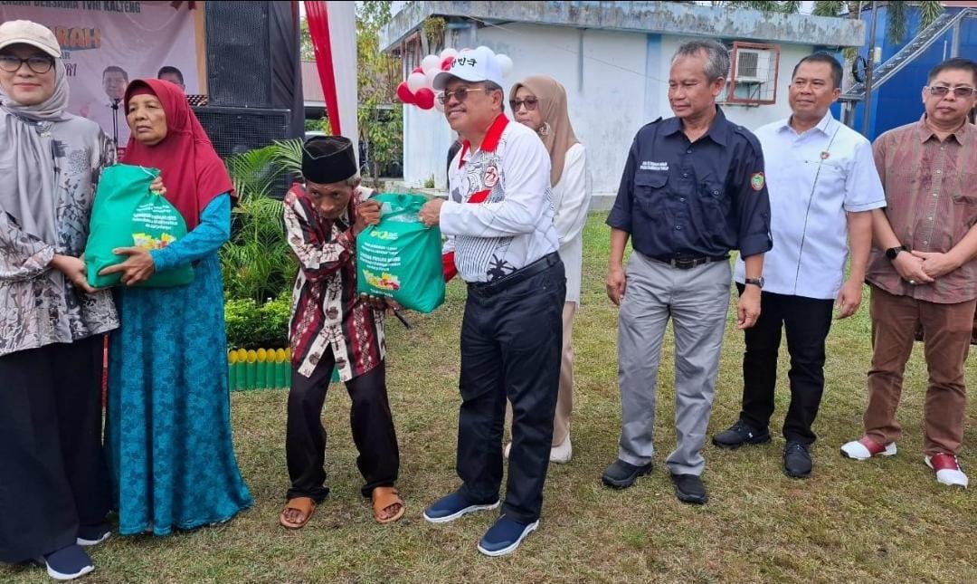 Sekda Nuryakin Buka Bazar Gerakan Pangan Murah