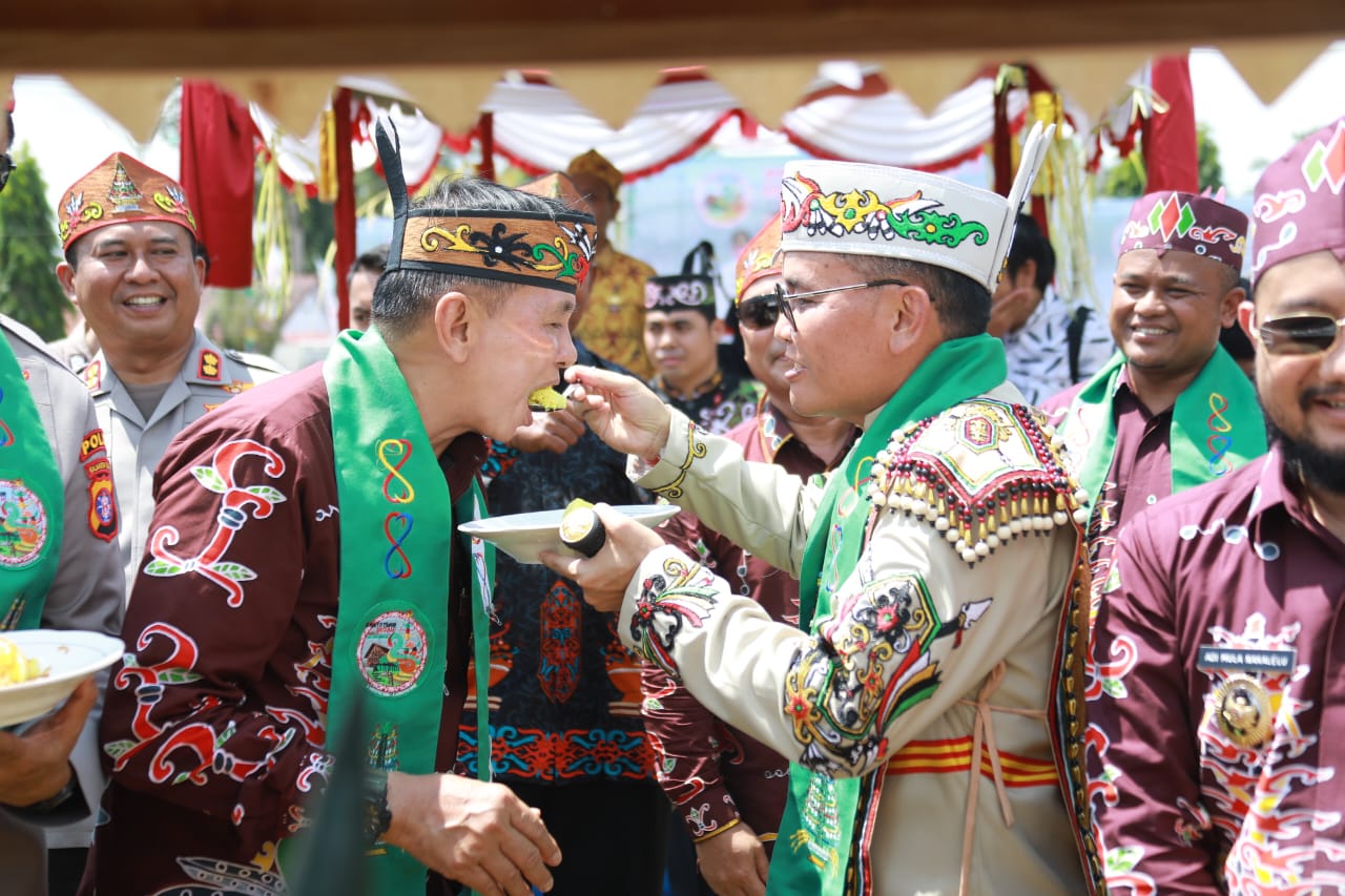 Gubernur Kalteng Agustiar Sabran Pimpin Upacara Peringatan Hari Jadi ke-23 Kabupaten Barito Timur