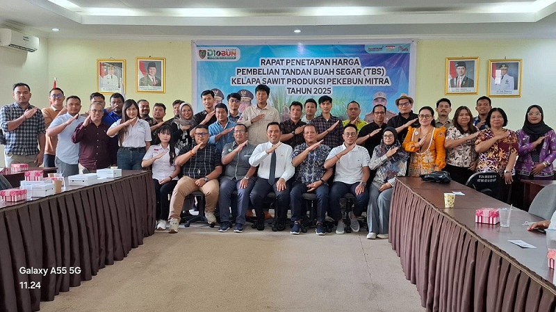 Dinas Perkebunan Gelar Rapat Penetapan Harga Pembelian TBS Kelapa Sawit Produksi Pekebun Mitra