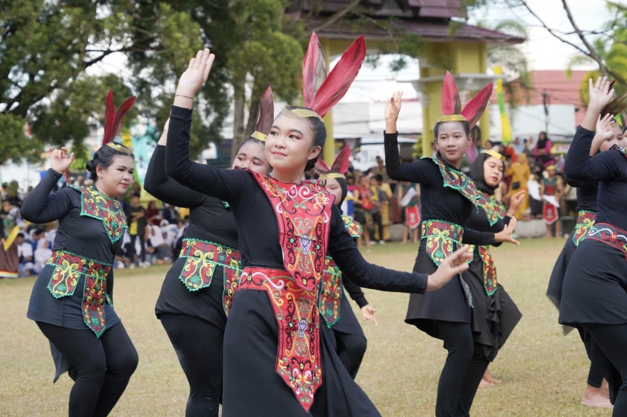 Gubernur Kalteng Agustiar Sabran Pimpin Upacara Peringatan Hari Jadi ke-66 Kabupaten Kotawaringin Barat