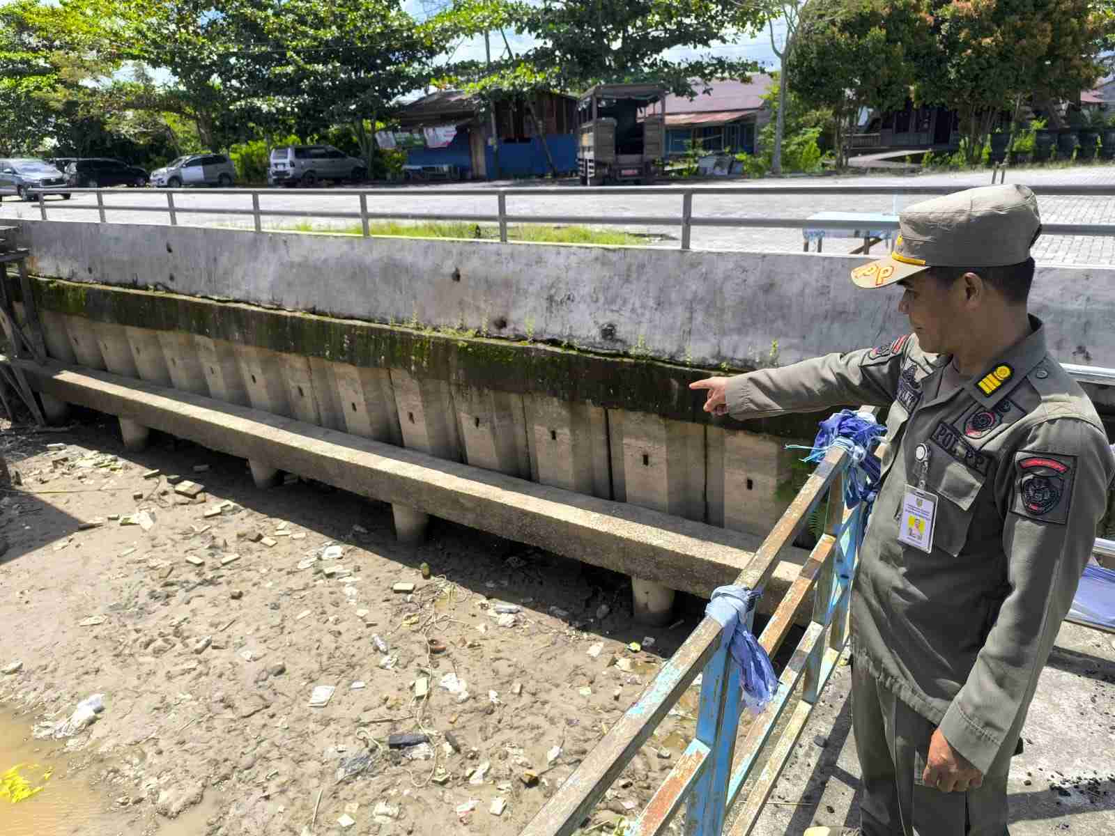 Satpol PP Prov. Kalteng Laksanakan Patroli dan Pengawasan di Sepanjang Sungai Kahayan