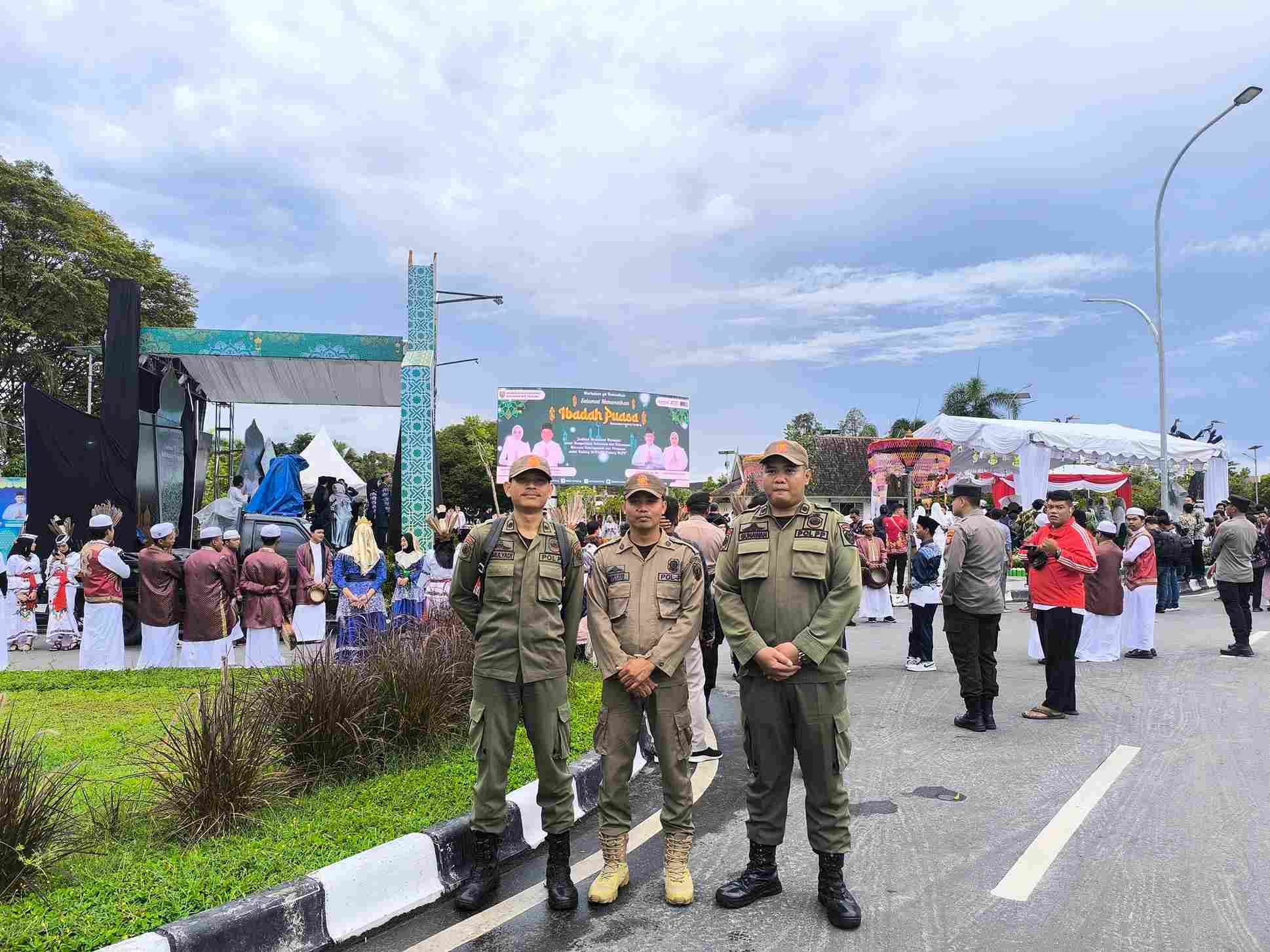 Satpol PP Prov. Kalteng Siagakan 20 Personel Untuk Laksanakan Pengamanan dan Pengawalan National Halal Fair 2025