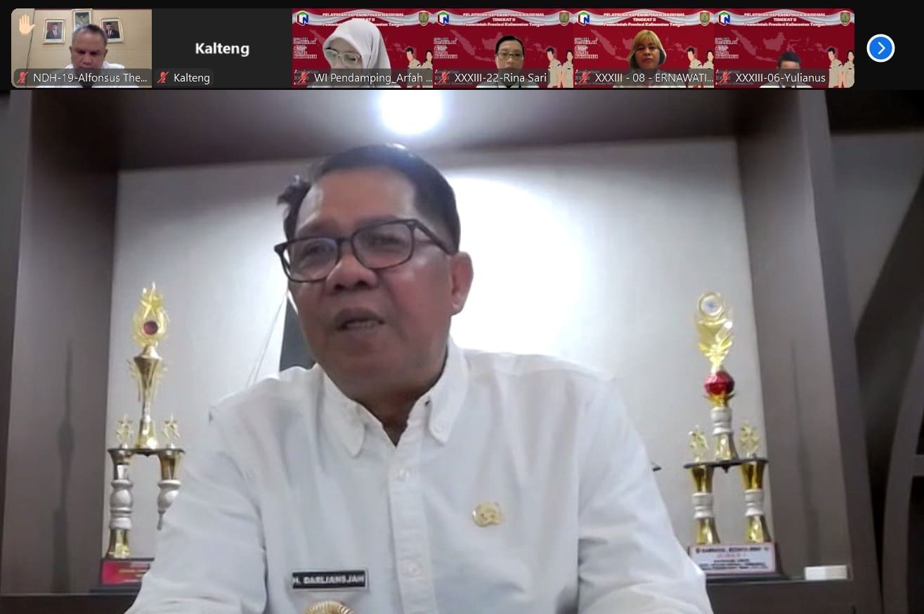 Kepala Dislutkan Prov. Kalteng Menjadi Narasumber pada Pelatihan Kepemimpinan Nasional Tingkat II