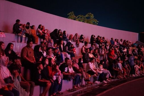 Grand Final Lomba Vokal Solo Lagu Daerah Kalteng Pada Gubernur Cup Festival & Lomba Seni Kalteng Berlangsung Meriah