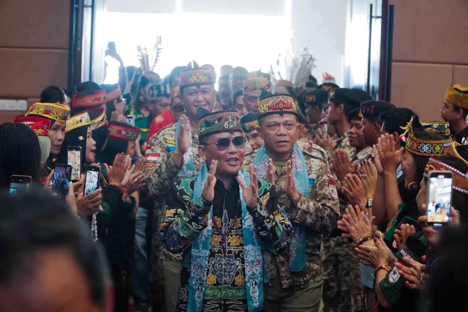 Gubernur Kalteng Agustiar Sabran Hadiri HUT Gerdayak Indonesia ke-16, Dorong Penguatan Persatuan dan Solidaritas