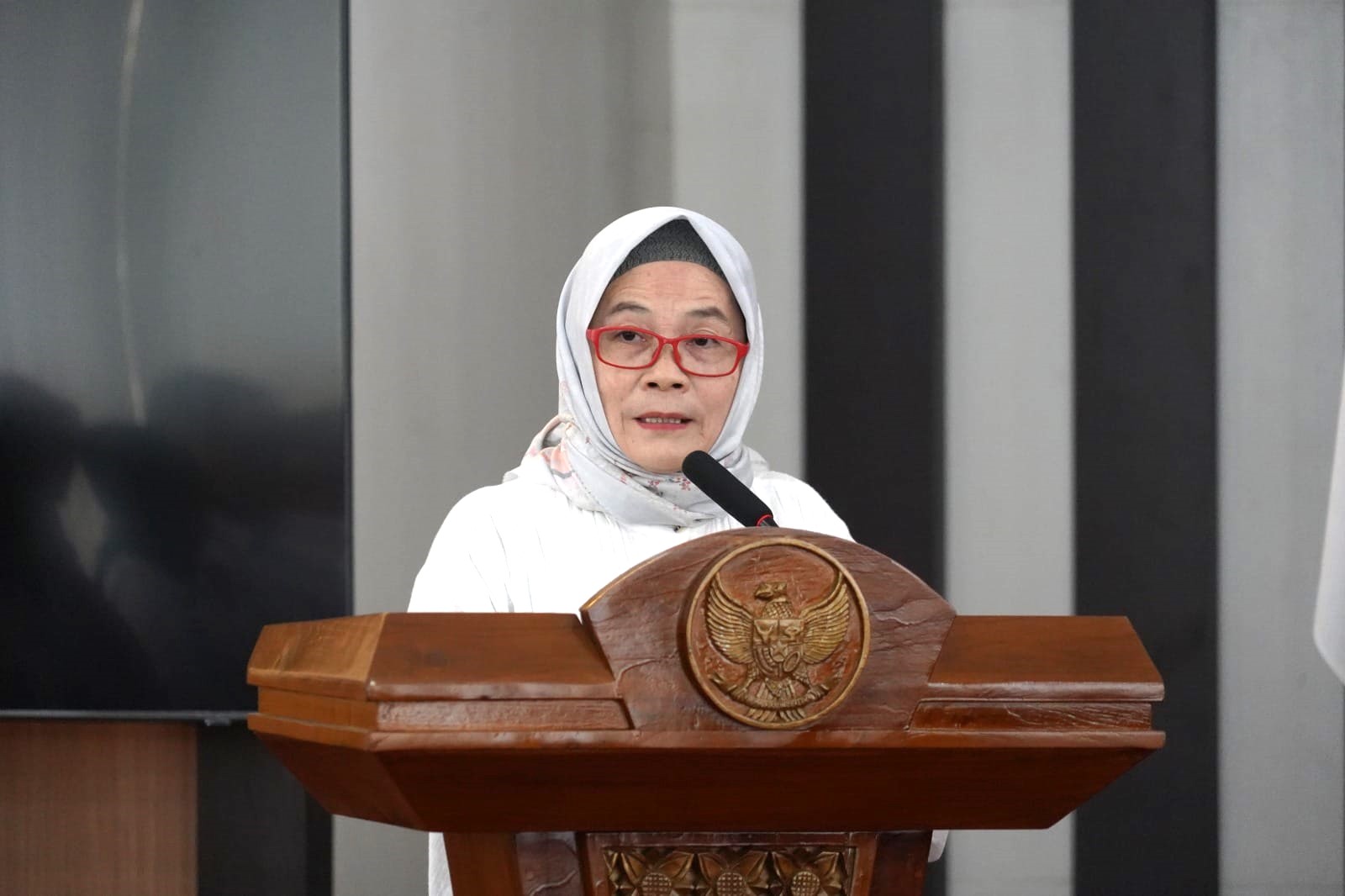 Kepala BPSDM Prov Kalteng Rahmawati Tutup Pelatihan Kepemimpinan Administrator Gelombang I Angkatan I, II, dan III