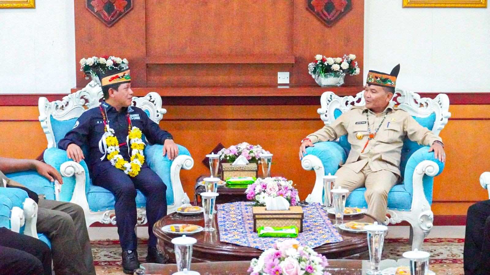 Gubernur Kalteng Agustiar Sabran Sambut Kedatangan Menteri Lingkungan Hidup RI Hanif Faisol Nurofiq