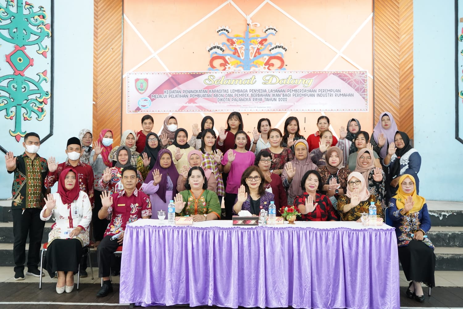 DP3APPKB Prov. Kalteng Gelar Pelatihan Pembuatan Abon Dan Pempek Bagi Perempuan Industri Rumahan
