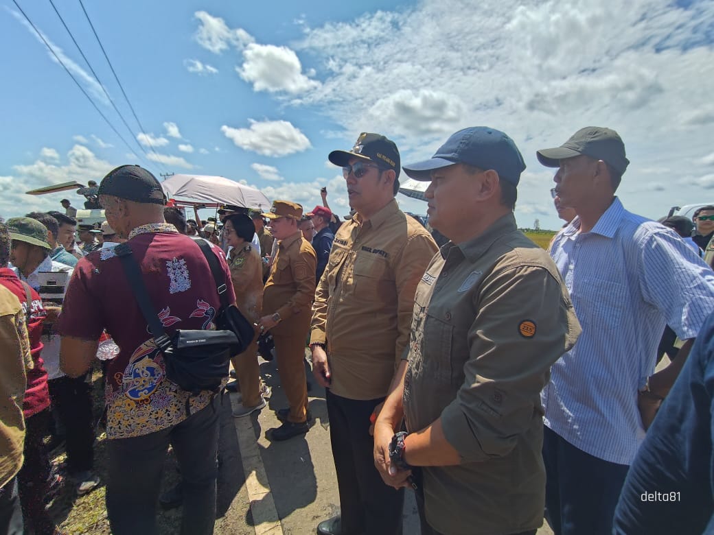 Plt Kadis Hanpang Prov. Kalteng Agus Candra Hadiri Panen Raya