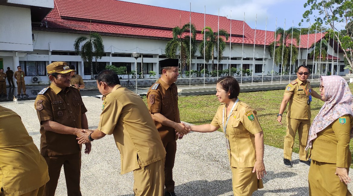 Bupati Barsel minta OPD bekerja cepat wujudkan program 100 hari