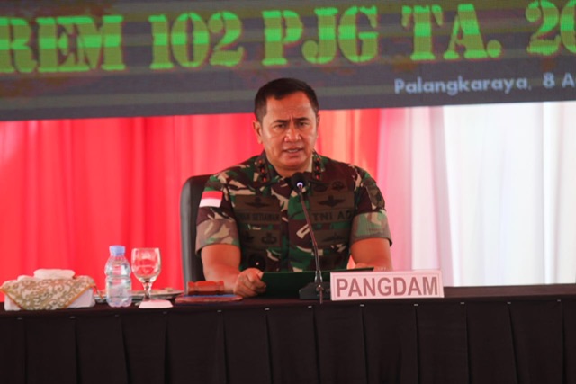 Sahli Yuas Elko Hadiri Penutupan Latihan Lapangan Dalam Rangka Penanggulangan Bencana Kebakaran Hutan dan Lahan