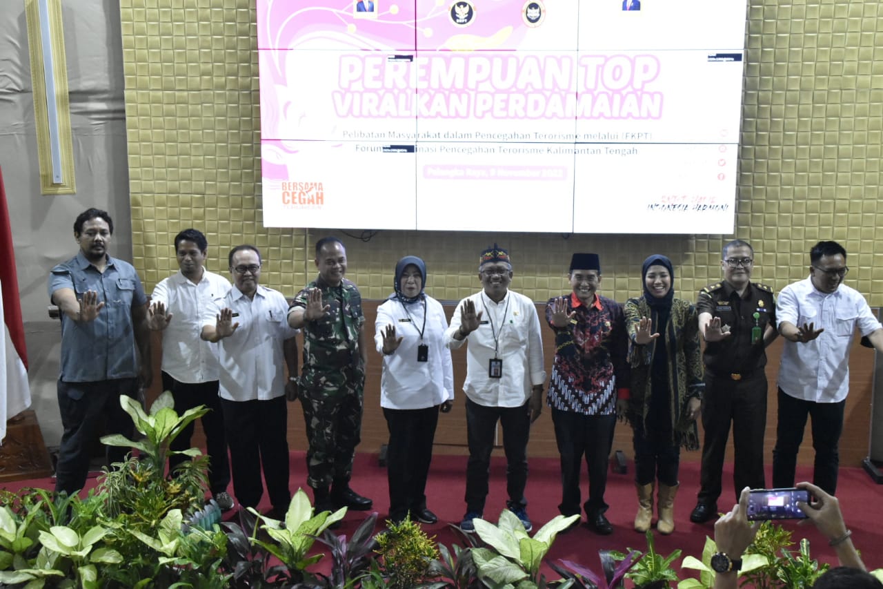 Asisten Pemkesra Buka Kegiatan Perempuan TOP Viralkan Perdamaian Dalam Pencegahan Radikalisme Dan Terorisme