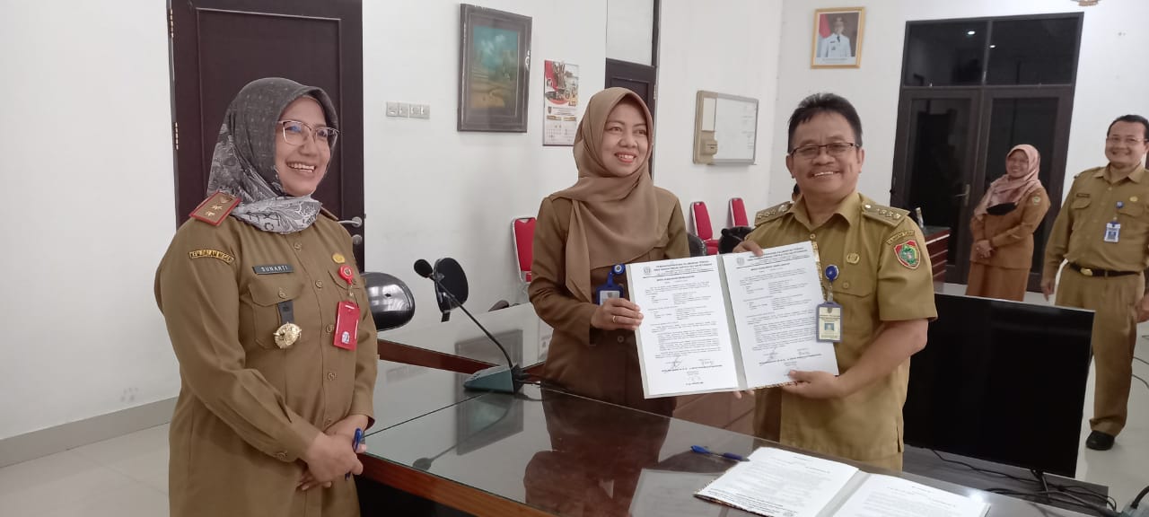 Kadis TPHP Prov Kalteng Lakukan Rakor Dan Serah Terima Jabatan Pejabat Administrator Lingkup Dinas TPHP