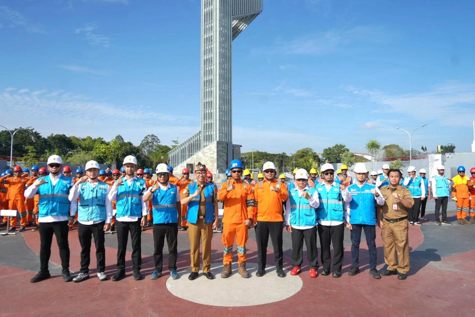 Bakti Karya PDKB PLN UID Kalselteng 2026 Resmi Dibuka oleh Plt. Sekda Kalteng Leonard S. Ampung