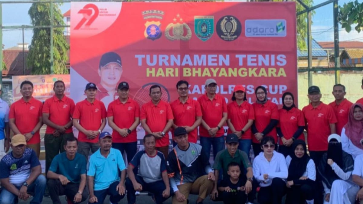 Dukung Sportivitas, Ketua DPRD Barsel Hadiri Turnamen Kapolres Cup