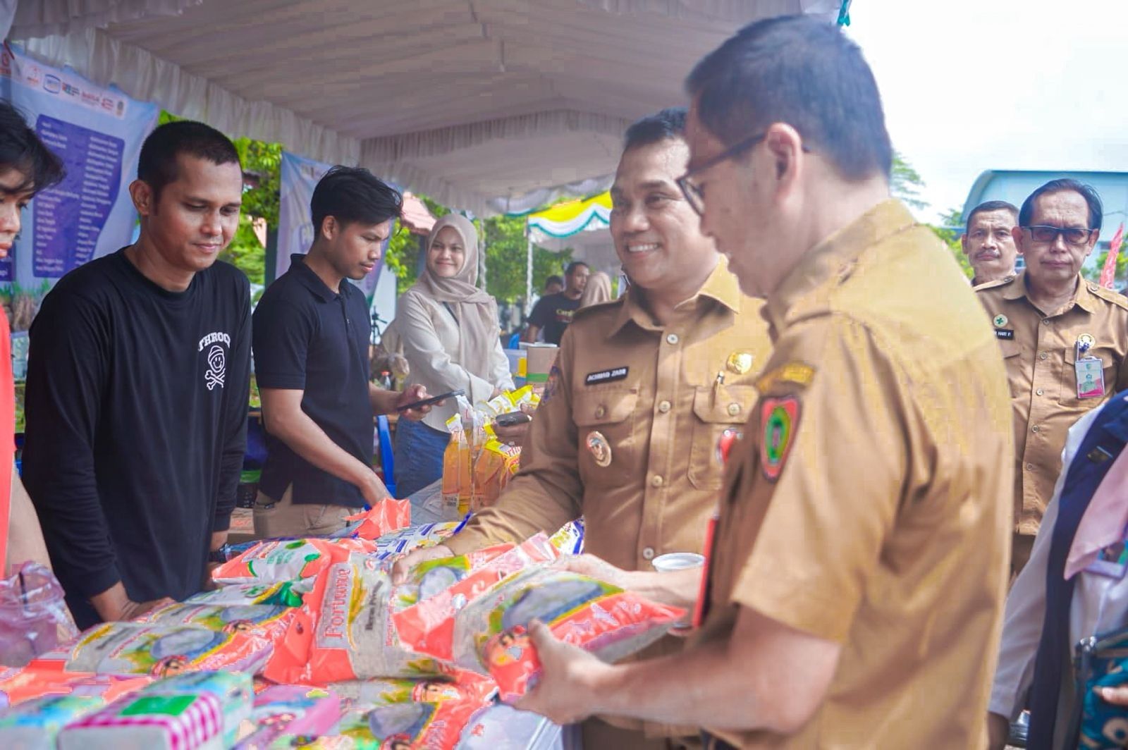 Pemprov Kalteng Bersama Lembaga Penyiaran Publik RRI Gelar Bazar GPM RRI Fest Tahun 2025