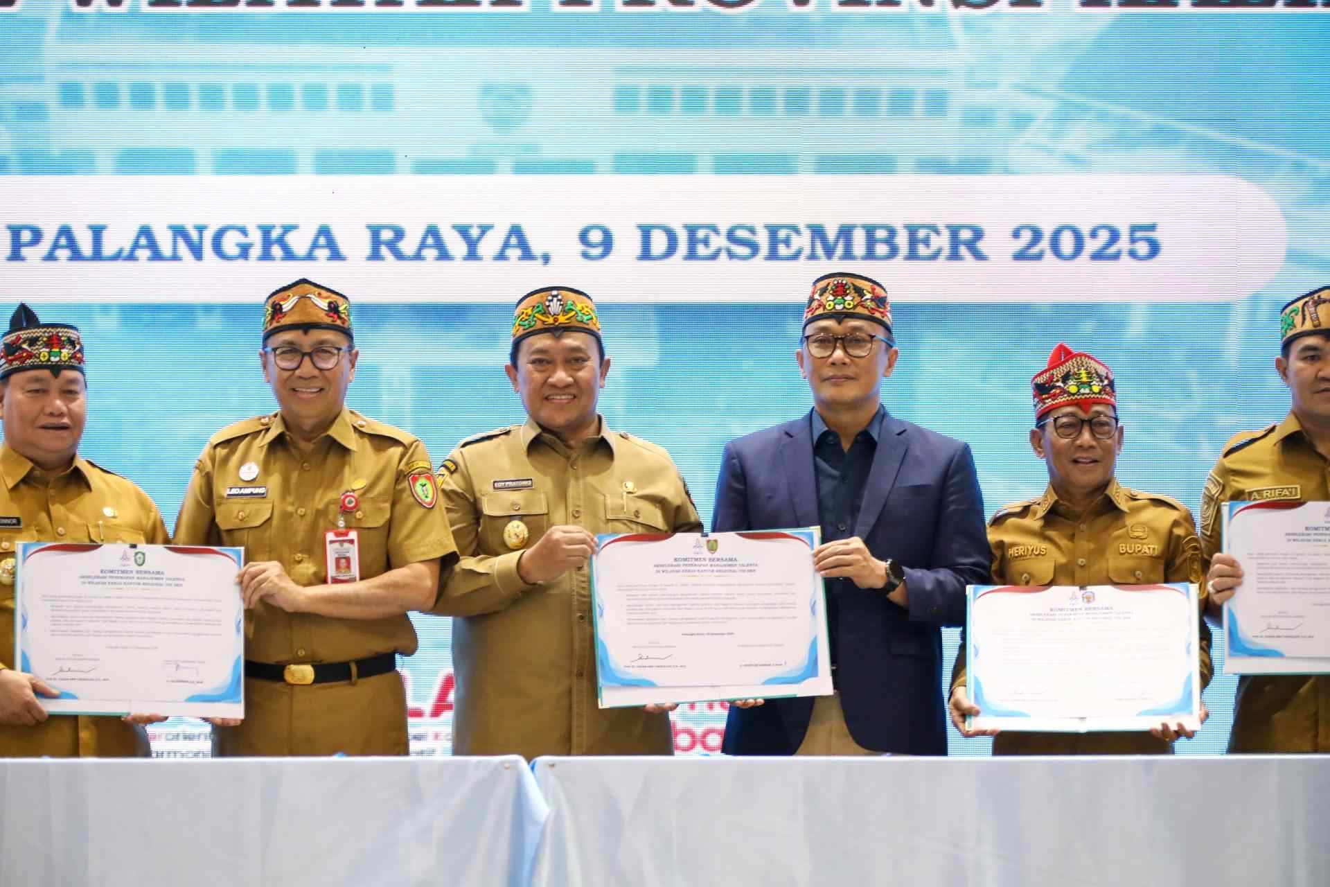 Wagub Edy Pratowo Hadiri Penandatanganan Komitmen Bersama Kepala Daerah Dalam Rangka Mendukung Pelaksanaan Manajemen Talenta ASN se-Wilayah Prov. Kalteng