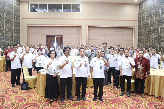 Sahli KSDM Suhaemi Buka Rakortek Bidang Sumber Daya Air