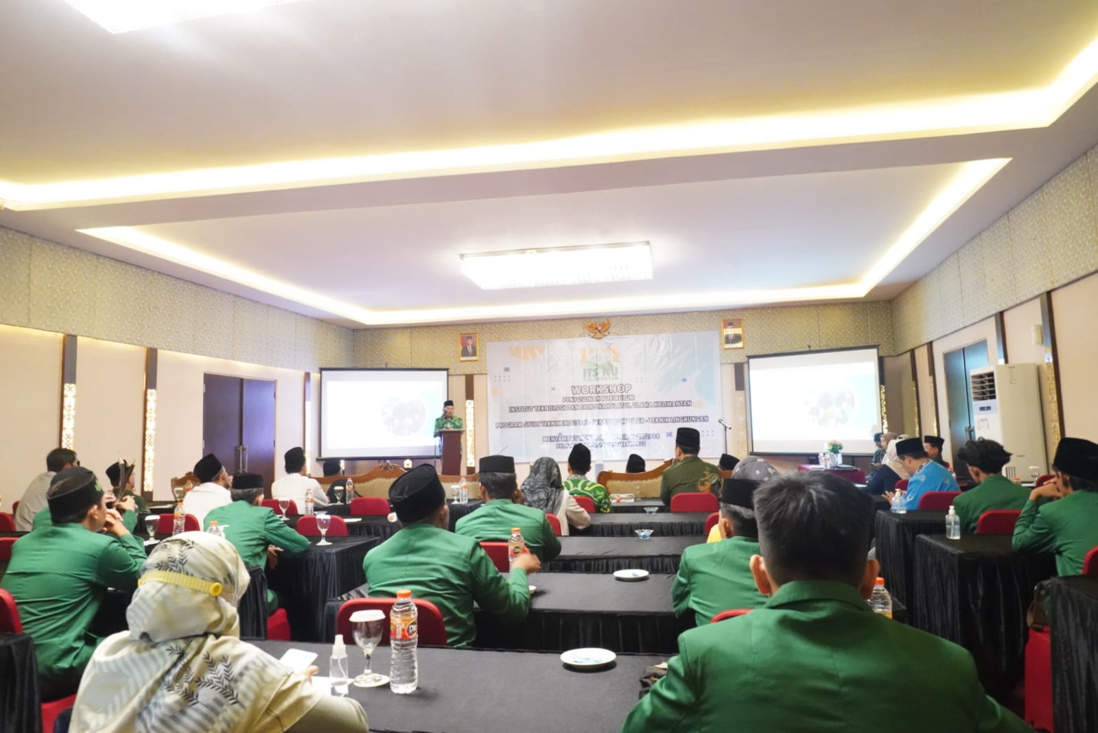 Workshop Penyusunan Kurikulum ITS NU Kalteng