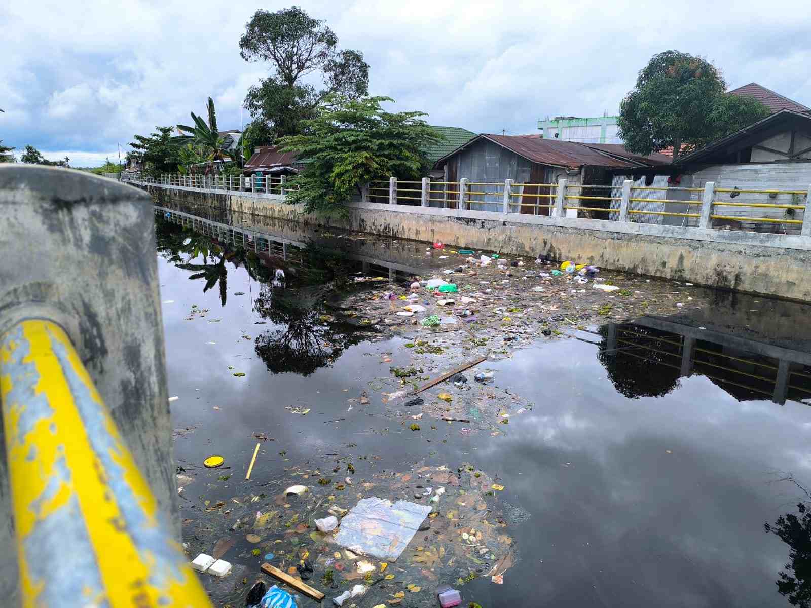 Satpol PP Prov. Kalteng Laksanakan Patroli Pengawasan