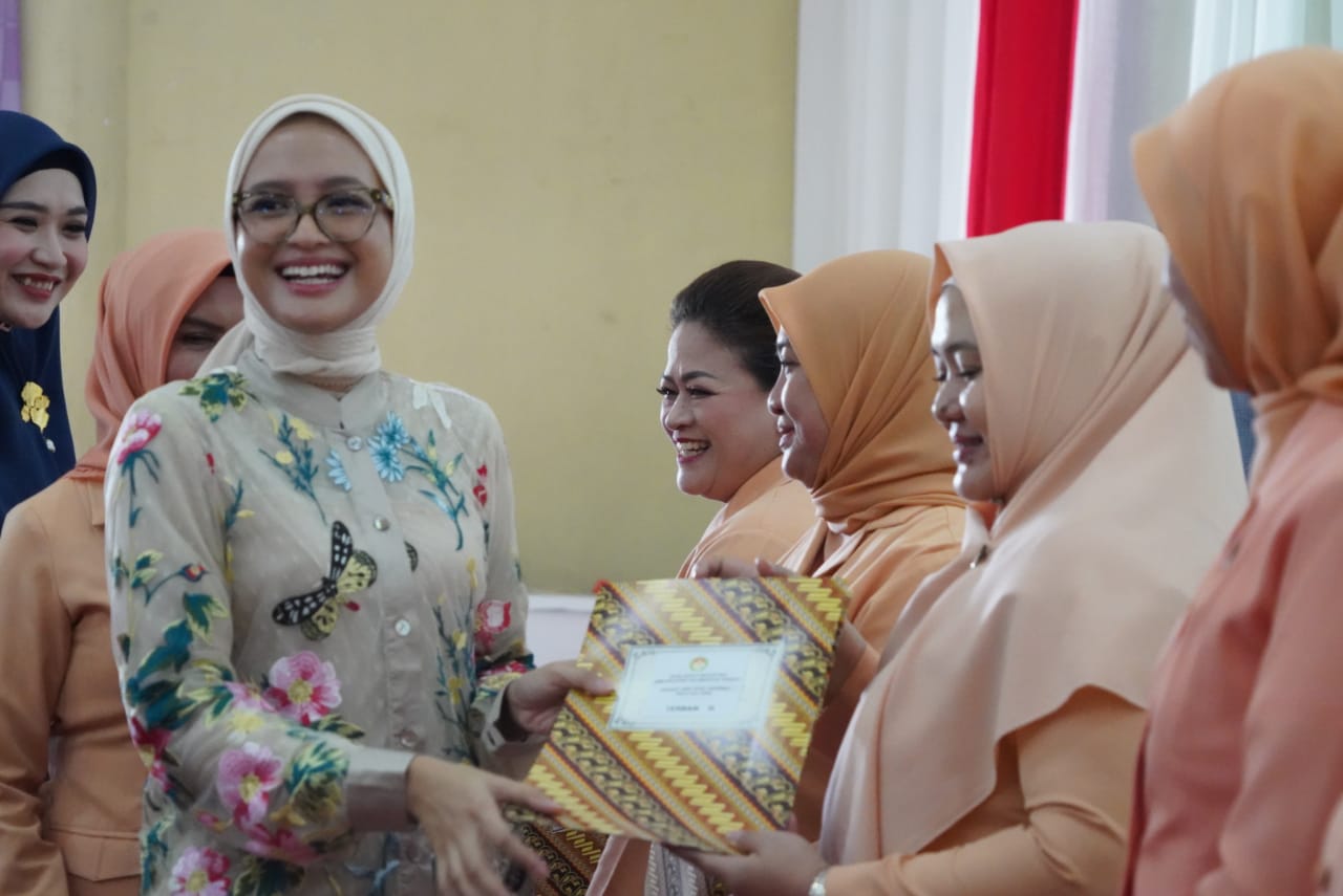 Penasihat DWP Prov. Kalteng Ivo Sugianto Sabran Hadiri Peringatan HUT DWP ke-24