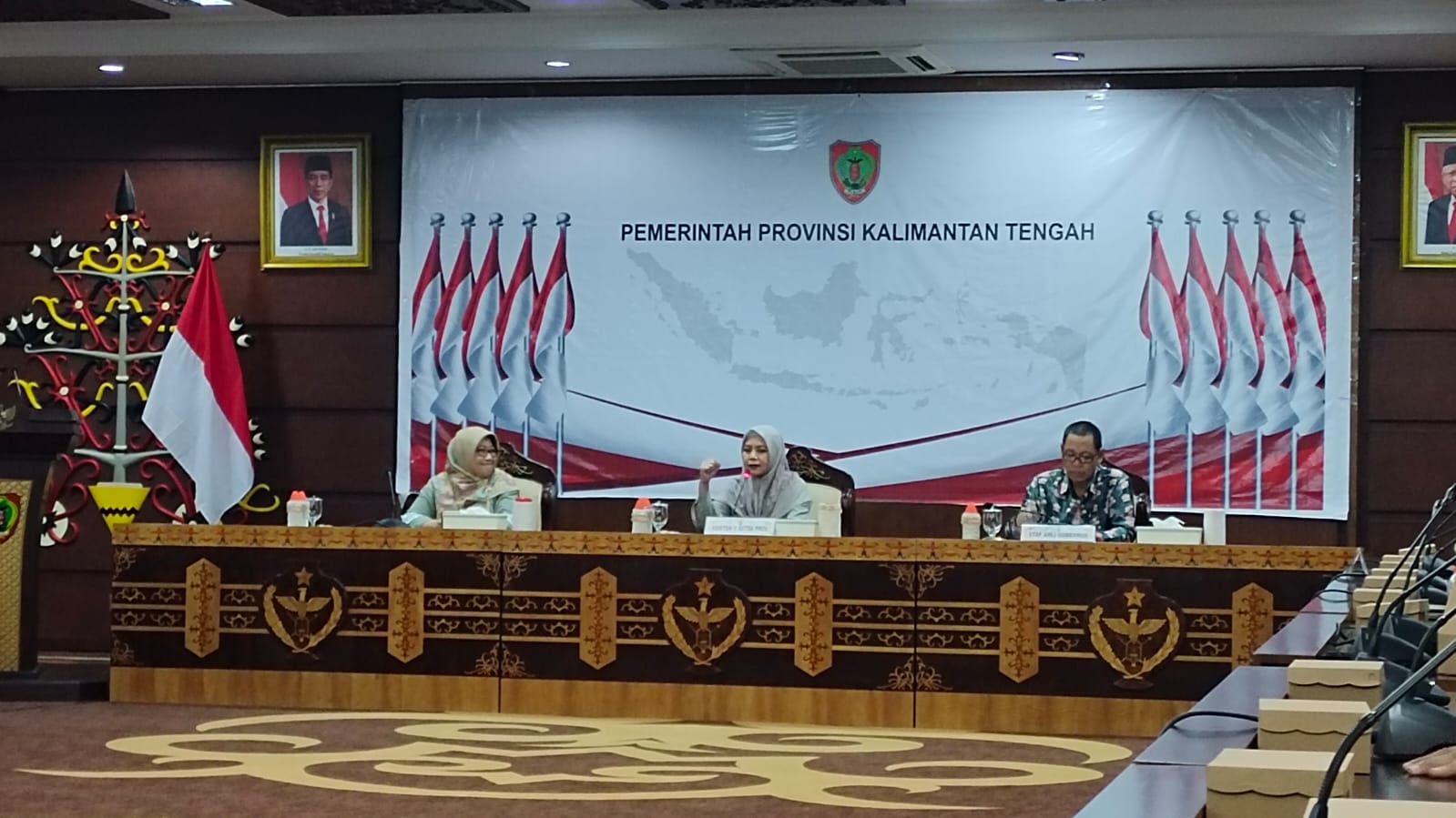 Asisten Ekbang Sri Widanarni Pimpin Rapat Sinergi GERNAS BBI BBWI
